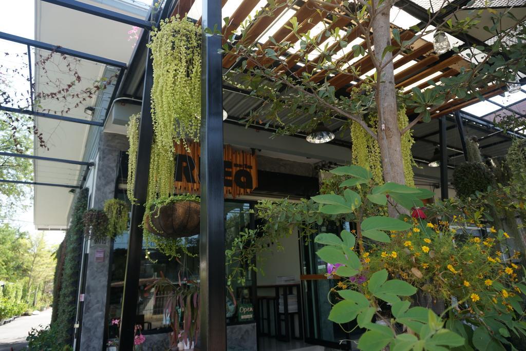 The Rhea Hotel Udon Thani Bagian luar foto
