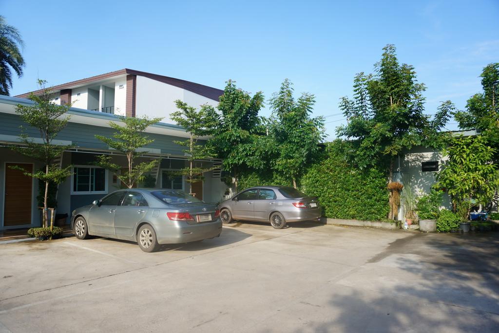 The Rhea Hotel Udon Thani Bagian luar foto
