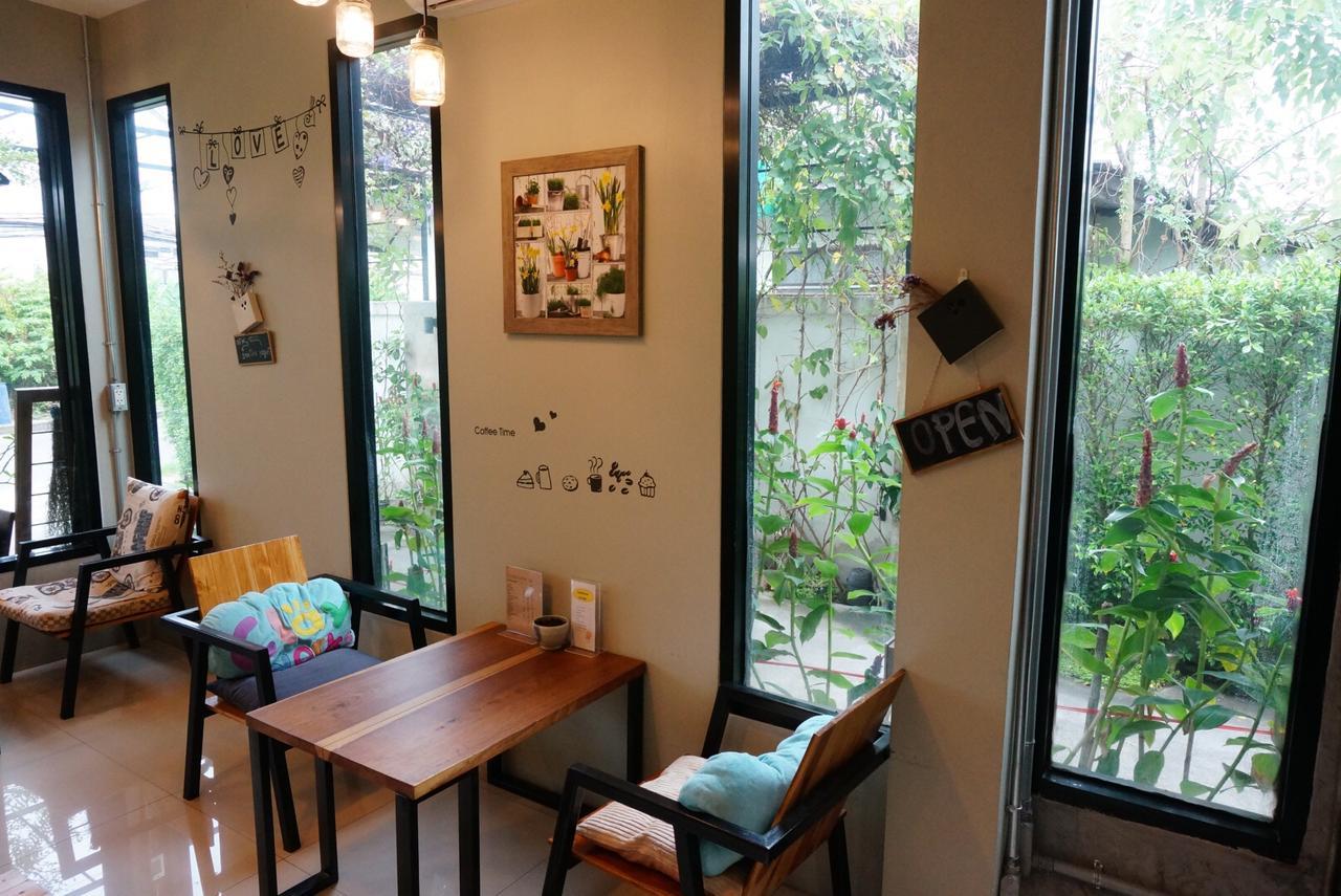 The Rhea Hotel Udon Thani Bagian luar foto